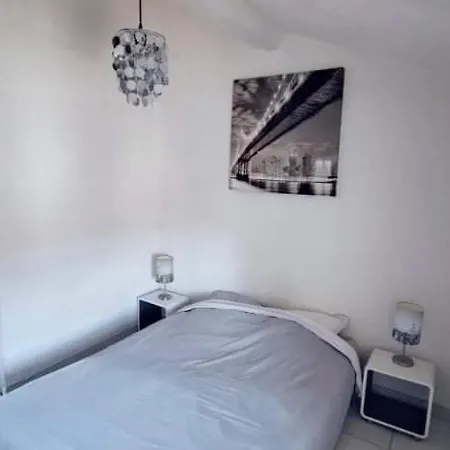 Apartament T2 Meuble Cote Azur - 4 Personnes Max *